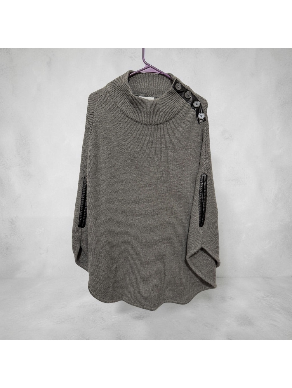 New York & Company Fall Casual Gray Knit Poncho Sweater with Leather Trim S/M
